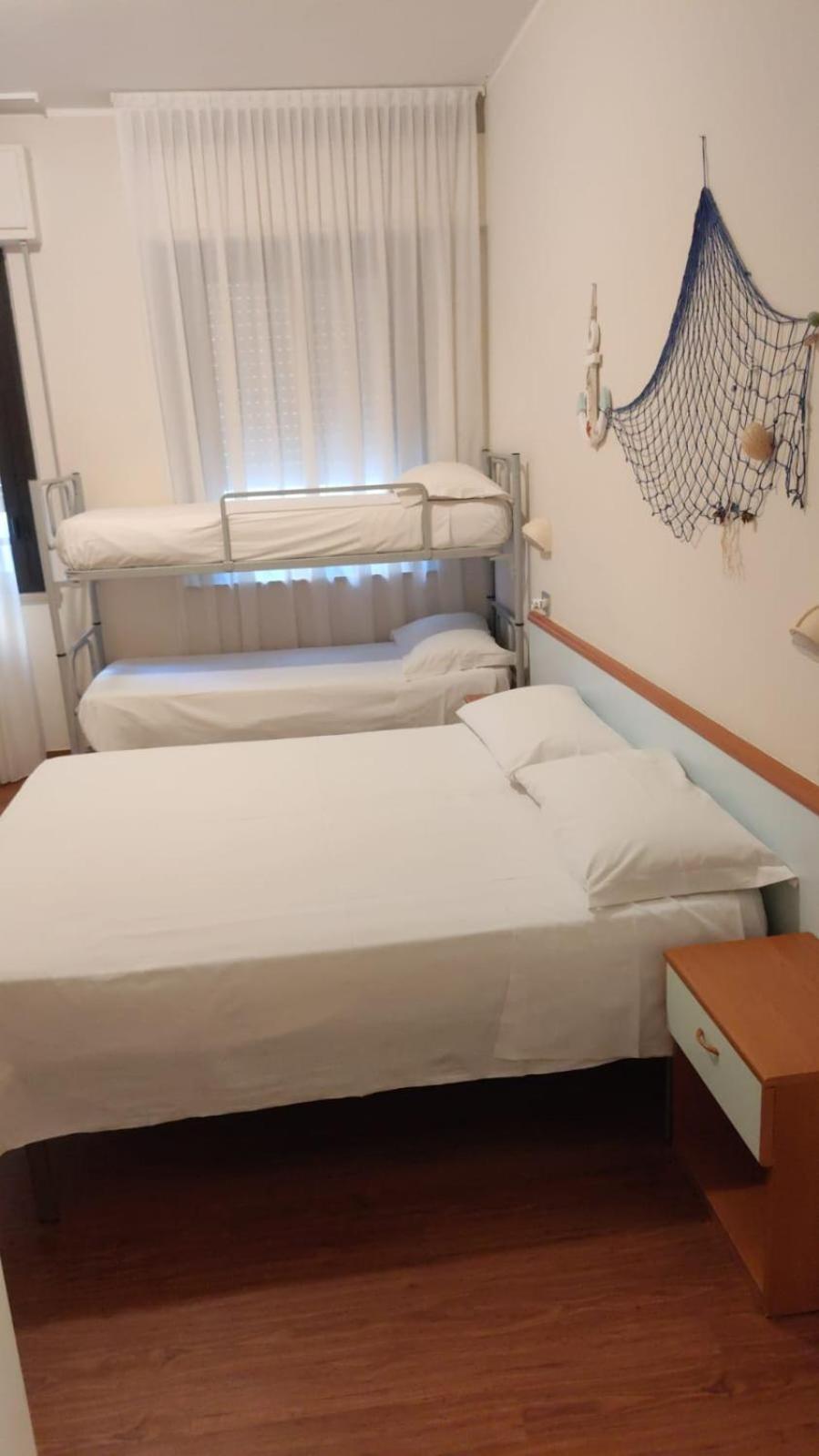 Hotel Maracaibo Rimini Bagian luar foto
